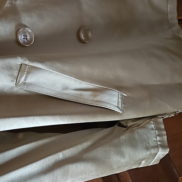 Michael Kors gold satin jacket - Picture 10 of 10